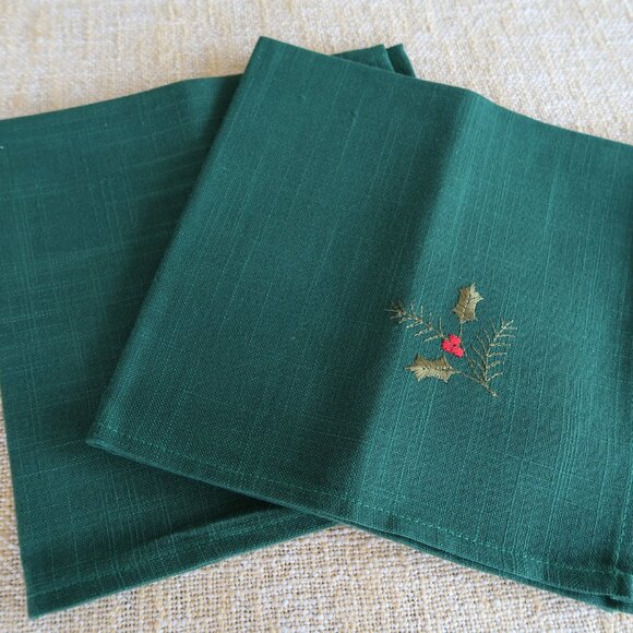 Bardwil Poinsettia Setting Embroidered Napkin Set of 2 New - Picture 5 of 5